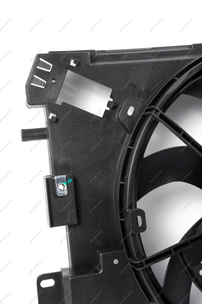 Вентилятор охлаждения с кожухом LADA Vesta/Веста/ XRay Gamma GAMMA GMEMR-19121