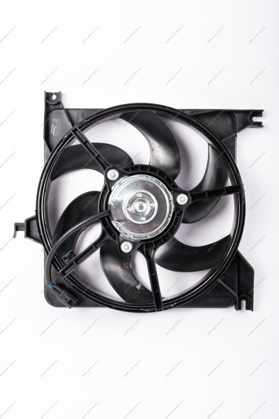 Вентилятор охлаждения с кожухом к радиатору с кондиц.н/о ВАЗ-2190 2015- Lada LADA 21900130002500