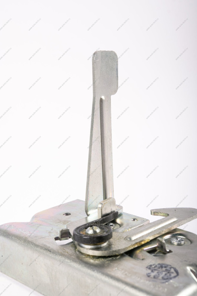 Замок капота Datsun Nissan DATSUN 21950840601000