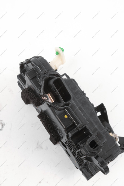 Замок электрический передней левой двери LADA XRAY Renault RENAULT 805030703R