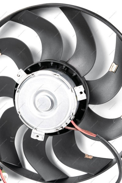 Вентилятор охлаждения ВАЗ-2190 2015- (без кожуха LFS0194 ) LUZAR LUZAR LFC0194