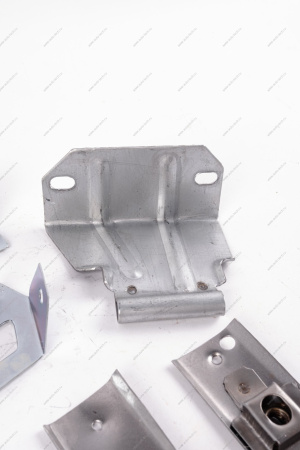 Кр-н переднего бампера ВАЗ-2108 (комплект) без болтов крепл бампера 21080-2803168-00) Lada LADA 21080-2803018-01