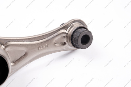 Подушка двигателя "LADA Largus, LADA X-RAY, Renault Logan" (задняя, гитара) LADA 112385698R