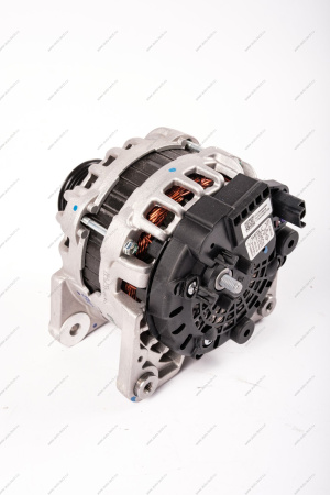Генератор LADA Largus 90A 14V Renault RENAULT 231006005R