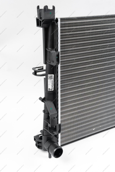 Радиатор охлаждения RENAULT Duster/Рено Дастер 2015- Renault RENAULT 214108042R