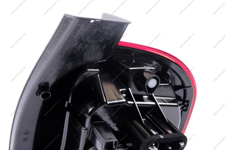 Фонарь RENAULT Duster 2021- левый Renault RENAULT 265558217R