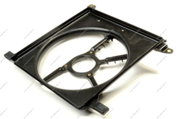 DAEWOO Nexia N-100/N-150 Кожух вентилятора GM  96144965