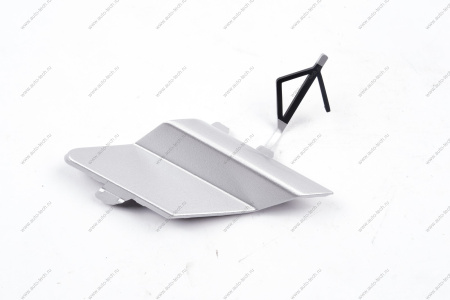 Крышка окна под переднюю буксирную проушину в цвет 691 Платина (Серебристый)LADA Vesta FL Lada LADA 8450040057-691