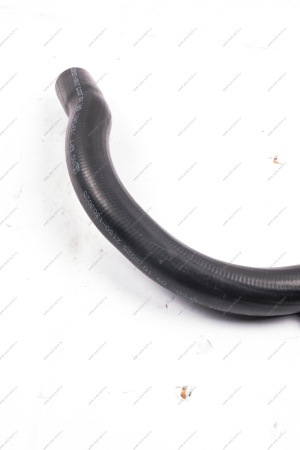 Шланг подводящий радиатора охлаждения Lada Vesta (верхний) (БРТ) Lada LADA 21801303025Р