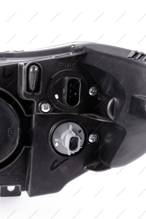 Блок-фара правая СЕРАЯ окантовка LADA NIVA TRAVEL c 16.01.2024 ORIGINAL Lada LADA 8450087158 Блок-фара правая СЕРАЯ окантовка LADA NIVA TRAVEL c 16.01.2024 ORIGINAL Lada LADA 8450087158