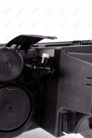 Фара правая LADA Largus (FL) NEW лампа H7 ORIGINAL Lada LADA 8450095268