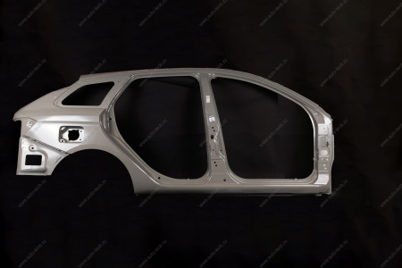 Боковина кузова Lada Vesta SW наружняя правая (крыло заднее+порог) (катафорез) Lada LADA 8450013745