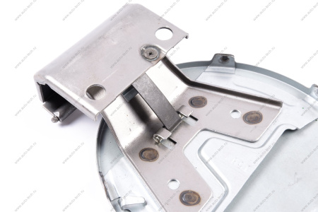 Лючок бензобака ВАЗ-1118/1119 Lada LADA 11180841301000