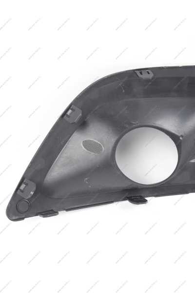 Облицовка противотуманных фар ПРАВАЯ (цвет СЕРЫЙ) LADA Largus/Largus Cross Lada АвтоВАЗ 8450000252