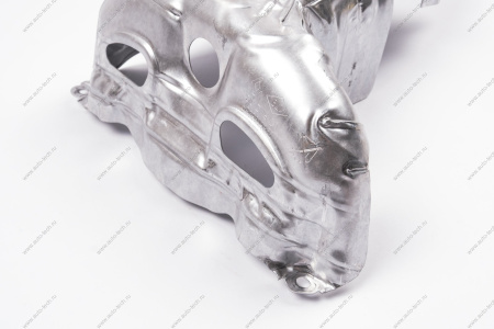 Экран термоизоляционный выпускного коллектора LADA Largus Renault RENAULT 298539845R