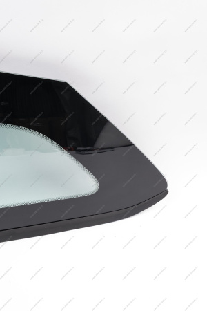 Стекло Lada Vesta SW/SW Cross окна боковины левое с уплотнителем (тонирован) TINTED Lada LADA 8450046219