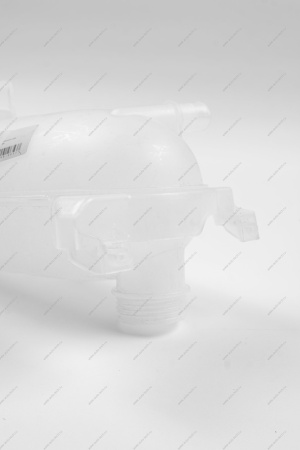 Бачок расширительный (без крышки) Lada Largus после 2016/ XRAY Lada LADA 8450009504