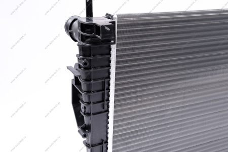 Радиатор охлаждения (авто с кондиц) LADA Vesta/XRAY ORIGINAL (AVTOPRIBOR) Lada LADA 735634AVT