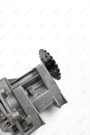 Насос масляный RENAULTLogan двигат. K4M Renault RENAULT 150103110R