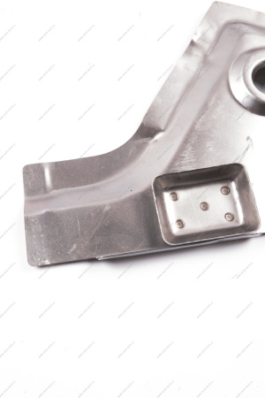 Поддомкратник ВАЗ-1118 передний левый + гнездо (усиленный) Kamaz KAMAZ 11180510105936