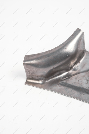 Ремонтная часть ВАЗ-2101-2107 центральной стойки нижняя (наружняя) Kamaz KAMAZ 21010540110661