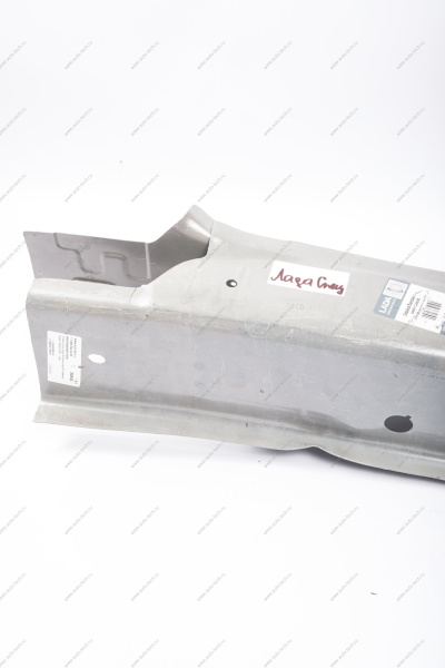 Стойка LADA Largus боковины задняя правая в сборе c 8460013224 Lada LADA 8450106946