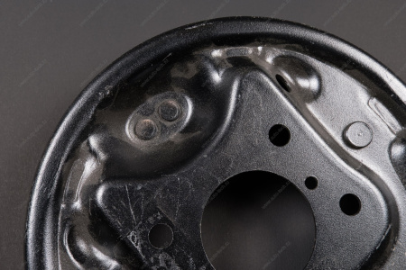 Щит ВАЗ-2108 заднего тормоза правый Lada LADA 21080350201210