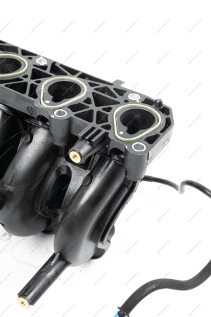 Коллектор впускной Рено Логан 1,6 8кл. K7M-812 с датчиком абсолют. давления 223650035R и темп. 7700101451 Renault RENAULT 7700273860