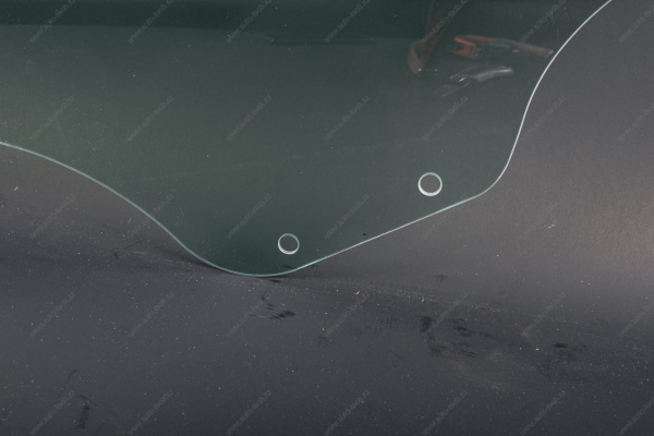 Стекло задней двери LADA Largus/Лада Ларгус правое 8200396076 Tinted (тонирован.) AGC Lada LADA 4028212