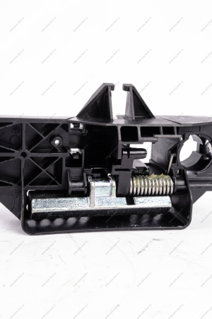 Модуль механизма открывания ручки двери внутр. правый LADA Vesta Lada LADA 8450039483 Модуль механизма открывания ручки двери внутр. правый LADA Vesta Lada LADA 8450039483