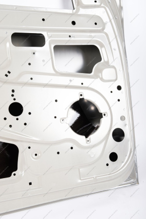 Дверь ВАЗ-1118/2190 передняя левая с брусом безопасности и прокладкой изоляционной (серый грунт) Lada LADA 8460013507