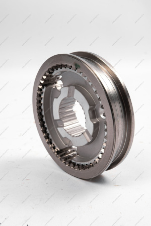 Ступица муфты LADA Largus скольжения синхронизатора 1-й и 2-й передачи в сборе КПП-JR5 (зубатка) ( без фиксаторов 8200755828 нужно 3шт) Renault RENAULT 326005387R