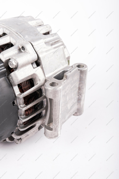 Генератор Lada XRAY ( Valeo) Lada LADA 8450006901