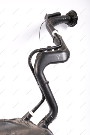 Бак топливный инжекторный пластик в сборе с ЭБН LADA Largus (р3м,р4м) ORIGINAL Lada LADA 8450009499