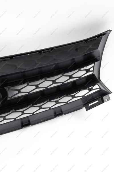 Решетка переднего бампера верхняя LADA Largus (FL) NEW Lada LADA 8450090864