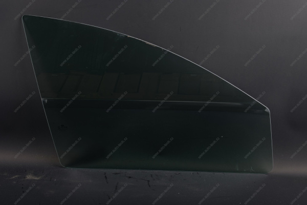 Стекло LADA Vesta опускное передней двери правое тонирован (Tinted) Lada LADA 8450045190