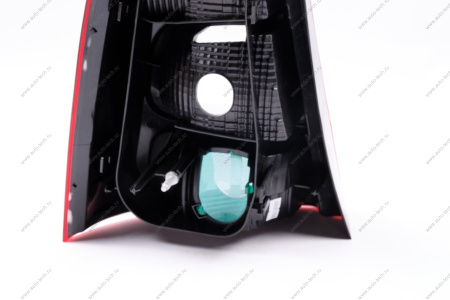 ФОНАРЬ ЗАДН ВНЕШН ПРАВЫЙ (УНИВЕРСАЛ) (DEPO) DEPO 551-1987R-LD-UE