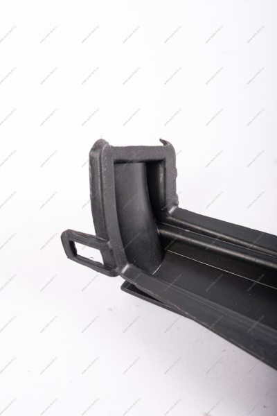 Вставка монтажного блока реле и предохранителей LADA Largus (замок) Renault LADA 243507049R