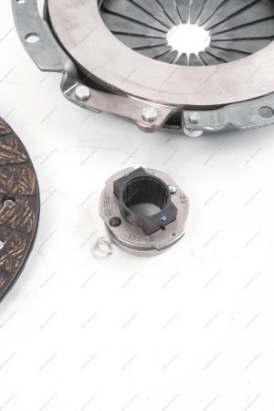 Комплект сцепления LADA Vesta с выжимным подшипником ( АВТОПРИБОР) Lada LADA 8450108936