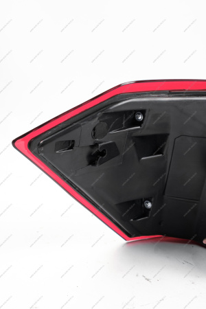 Фонарь задний наружный правый светодиодный LADA Vesta FL Россия Россия 8450040002