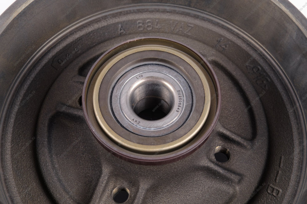 Барабан тормозной с подшипником в сборе с АБС LADA Vesta Lada LADA 8450044592