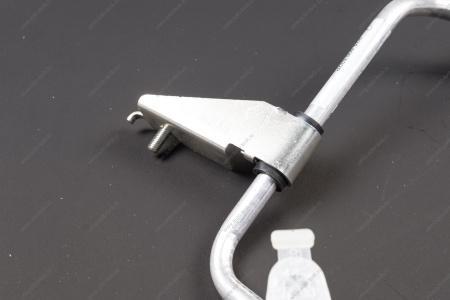 Трубопровод конденсатора испарителя LADA XRAY/Largus FL CGA CGA 10PQP1859RA