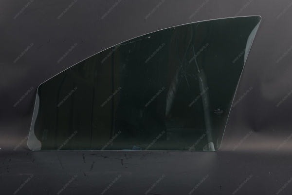 Стекло LADA Vesta опускное передней двери правое тонирован (Tinted) Lada LADA 8450045190