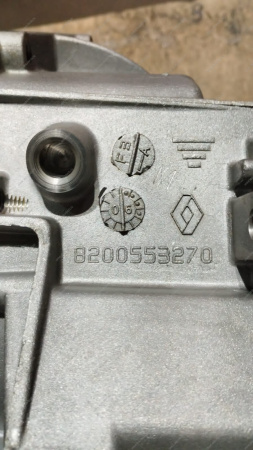 Картер сцепления КПП Lada Largus КПП-JR5 551 (BVM5-JR5/K4M,K7M) в сборе ORIGINAL) Renault RENAULT 7701477503