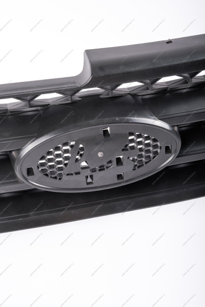 Решетка радиатора LADA Vesta/SW/ SW Cross (накладка) (комплектация люкс) ( Сызрань) Lada LADA 8450008666