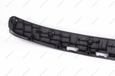 Накладка декоративная порога двери багажника (пластик) LADA Largus Lada LADA 8200415767
