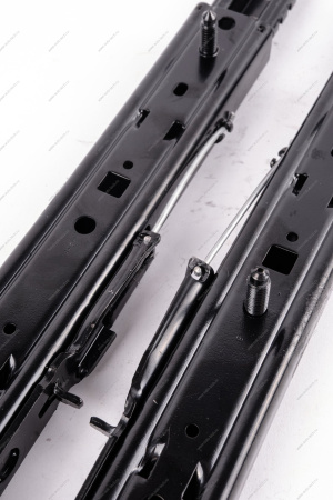 Комплект направляющих сидения правого(пассажира) LADA Largus Renault RENAULT 6001550384