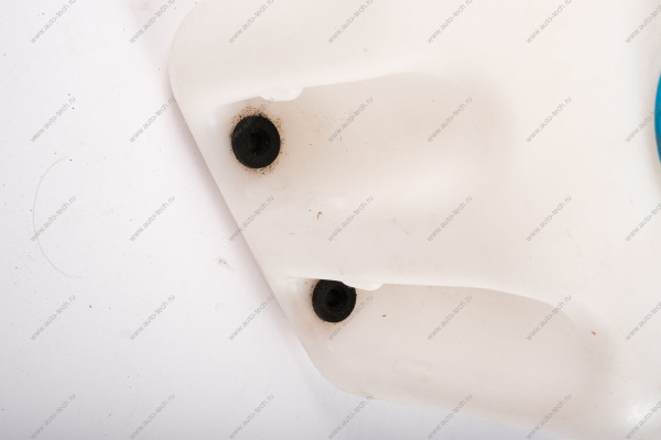 Бачок омывателя ВАЗ-2191 под 2 мотора (Пластик) Lada LADA 21900-5208102-10