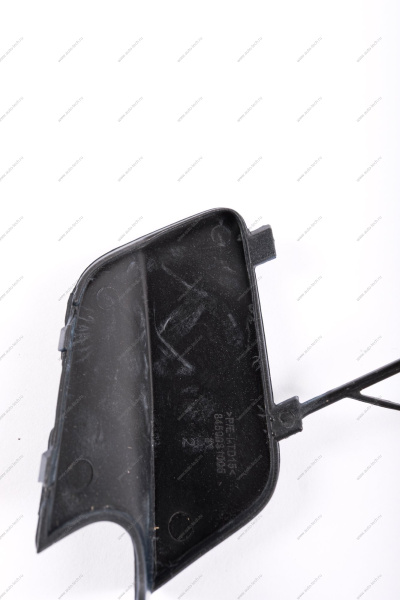 Крышка окна под переднюю буксирную проушину Lada Vesta SW Cross крашенная 492 Блюз (Темно-синий) Lada LADA 8450031005-492