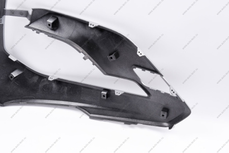 Накладка переднего бампера правая без отвер. под датчик слепой зоны в цвет 691 Платина (Серебристый) LADA Vesta SW Cross NG Lada LADA 8450040062-691